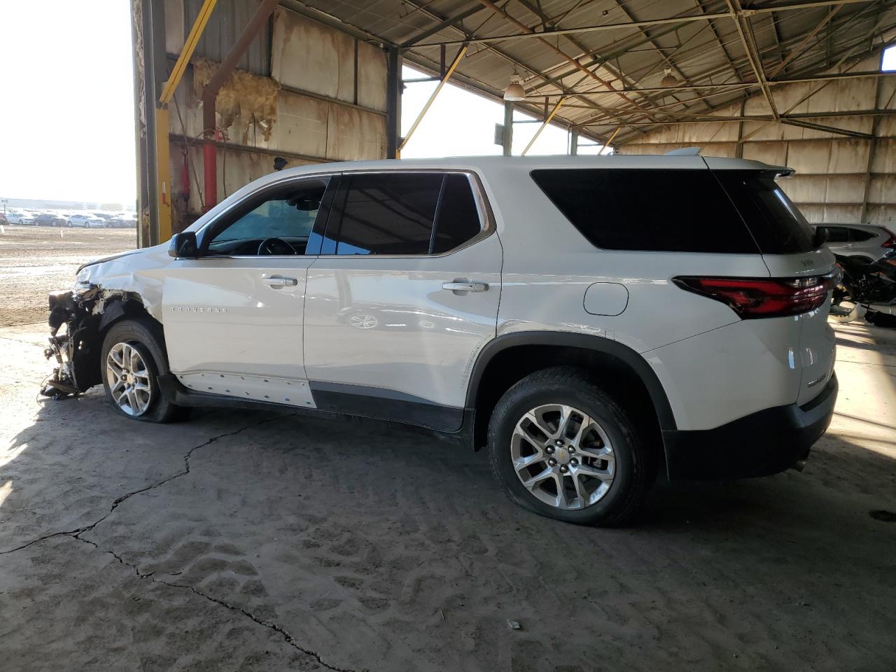 2022 Chevrolet Traverse - Image 2
