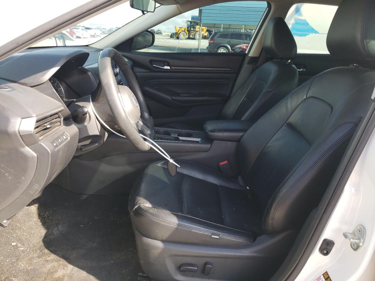 2020 Nissan Altima - Image 7