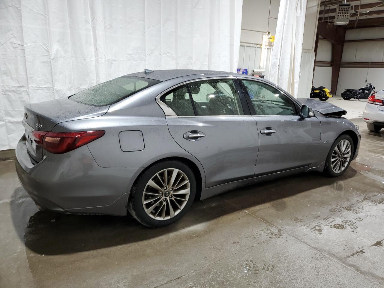 2018 Infiniti Q50 - Image 3