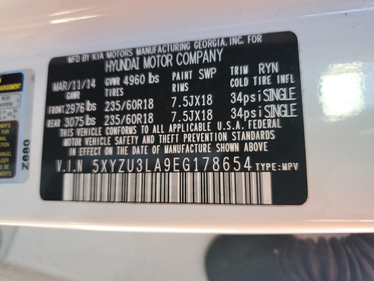 2014 Hyundai Santa Fe - Image 13