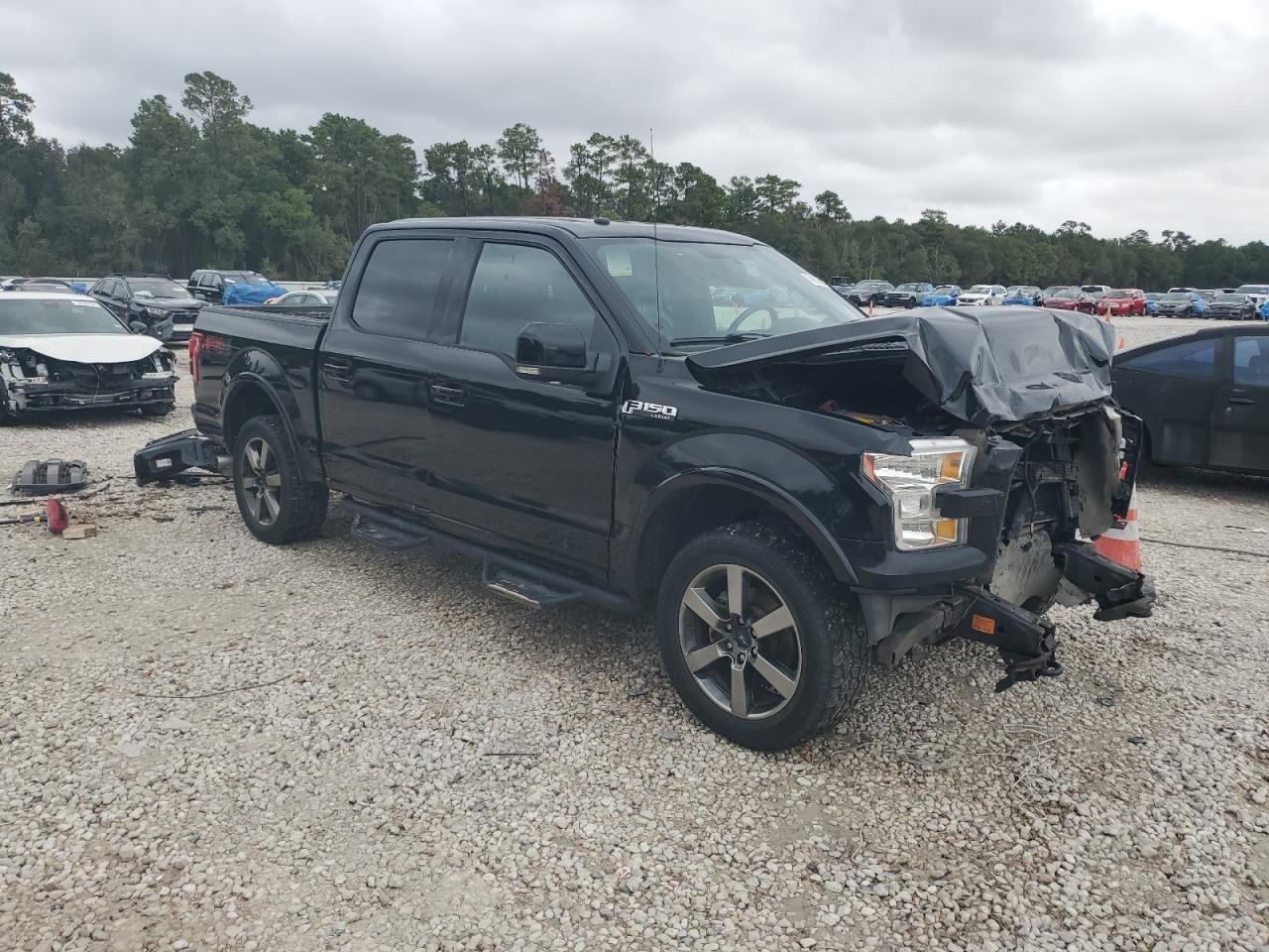 2017 Ford F-150 - Image 4