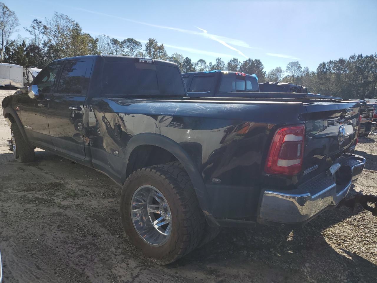 2020 RAM 3500 - Image 2