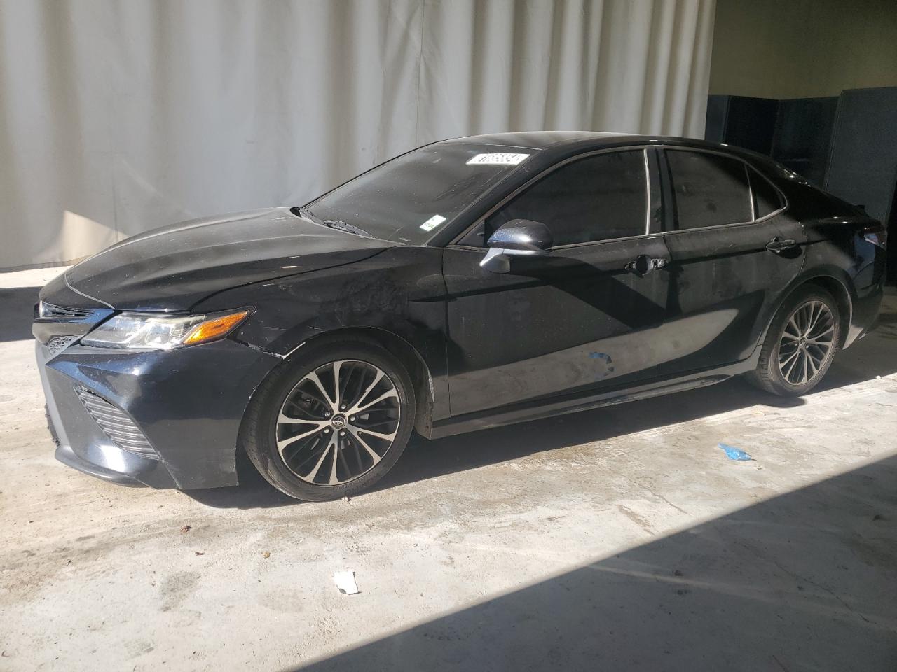 2018 Toyota Camry - Image 1