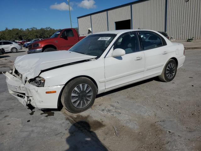 2005 Kia Optima Lx for Sale in Apopka, FL - Front End