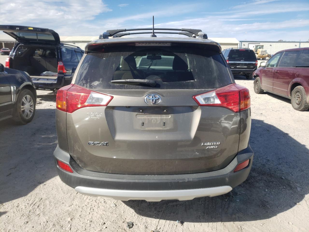 2015 Toyota Rav4 Limited VIN: JTMDFREV0FD135778 Lot: 79691054