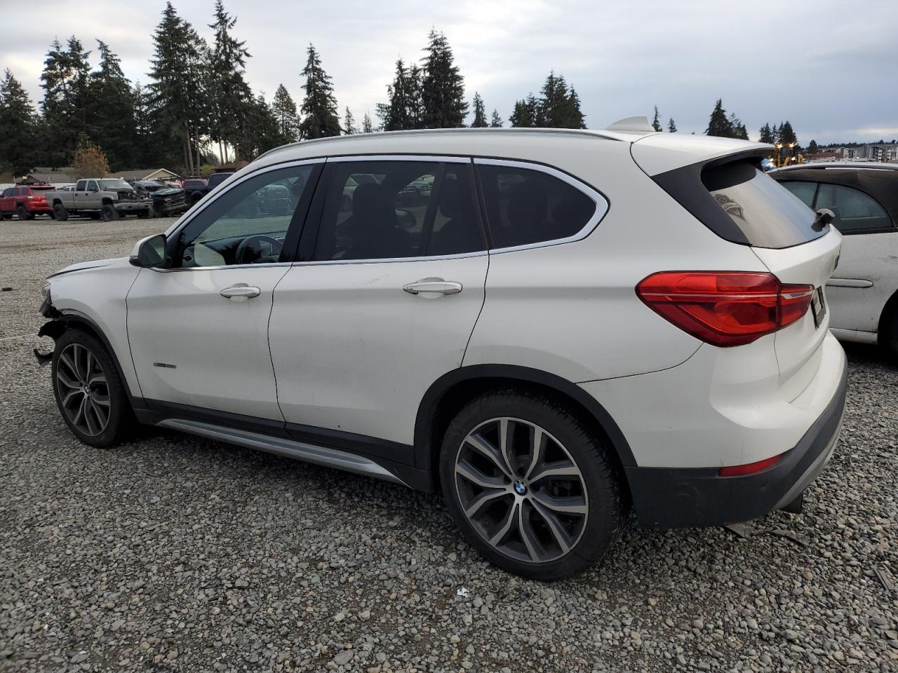 2017 BMW X1 - Image 2