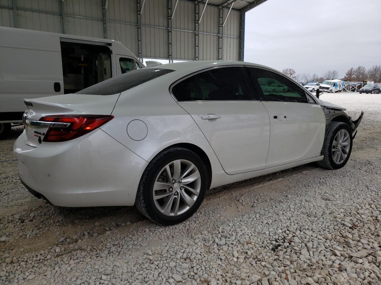 VIN 2G4GS5GX4G9139407 2016 BUICK REGAL no.3