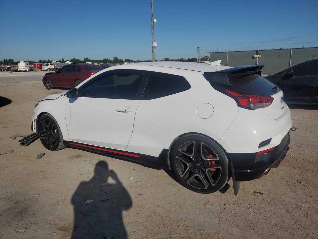 2022 Hyundai Veloster - Image 2