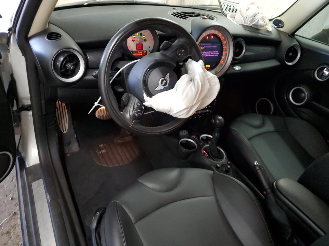 2013 MINI Cooper - Image 8