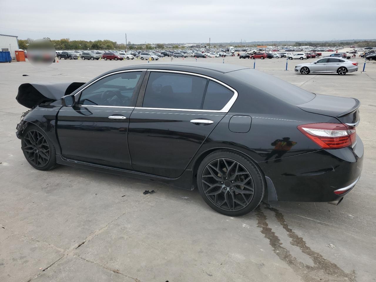 2016 Honda Accord - Image 2