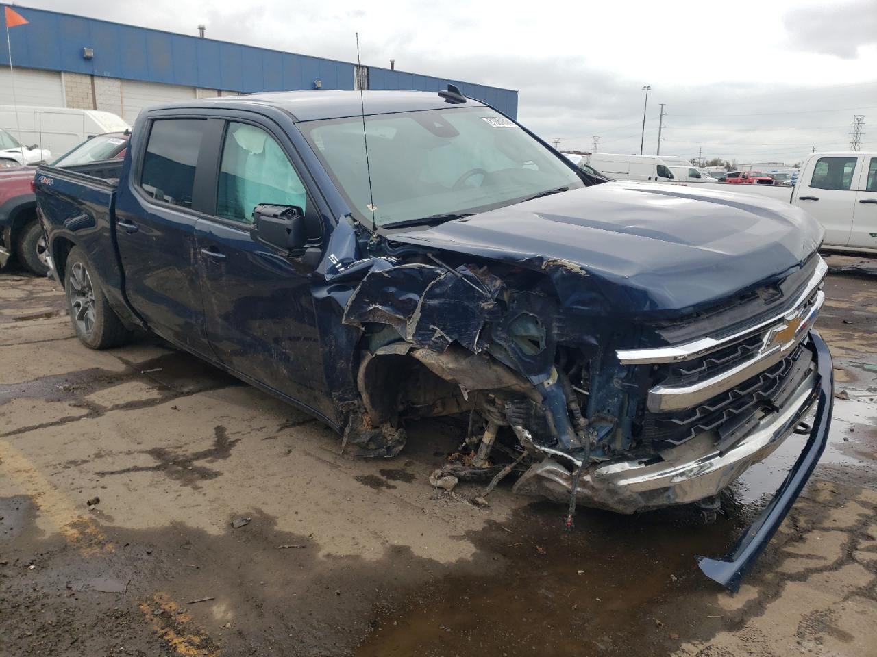 VIN 3GCPDKEK8NG520149 2022 CHEVROLET ALL Models no.4