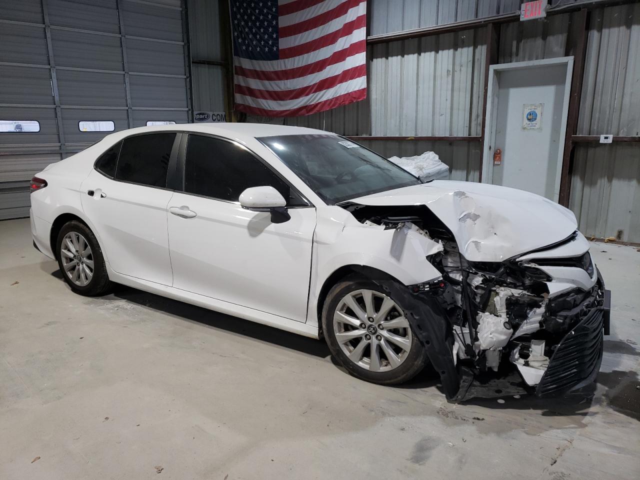2018 Toyota Camry - Image 4