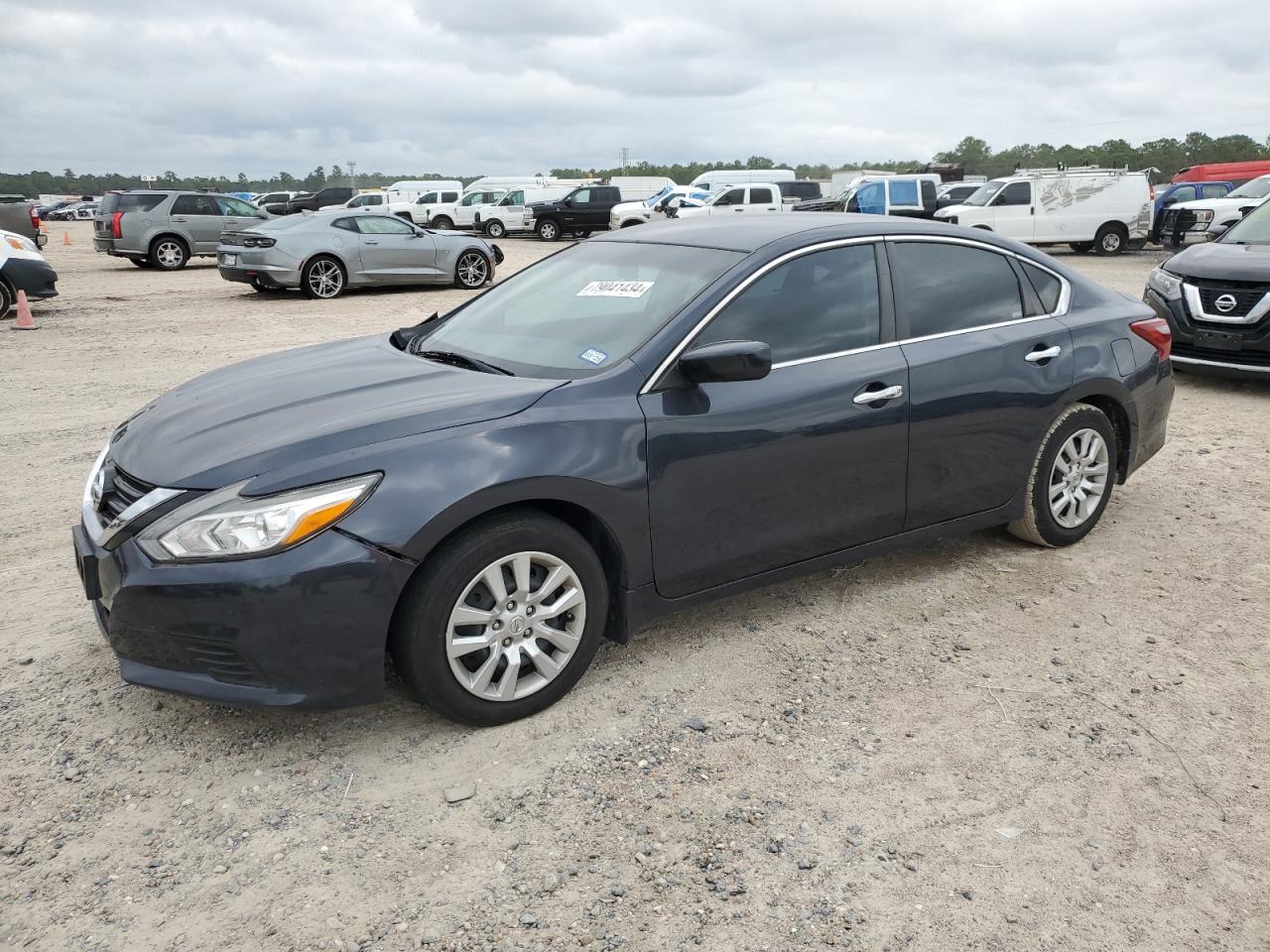 2018 Nissan Altima - Image 1