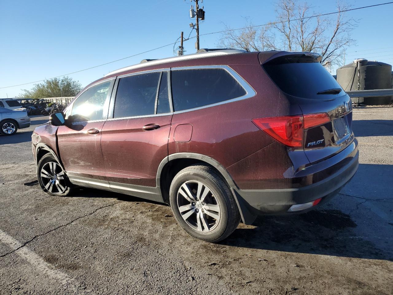 2017 Honda Pilot - Image 2