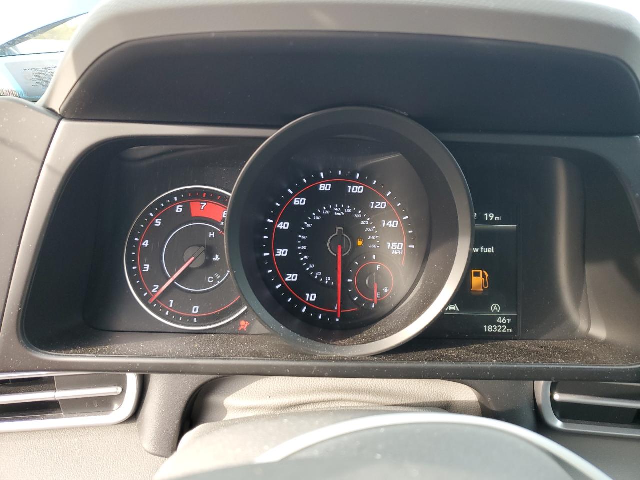 2023 Hyundai Elantra - Image 9