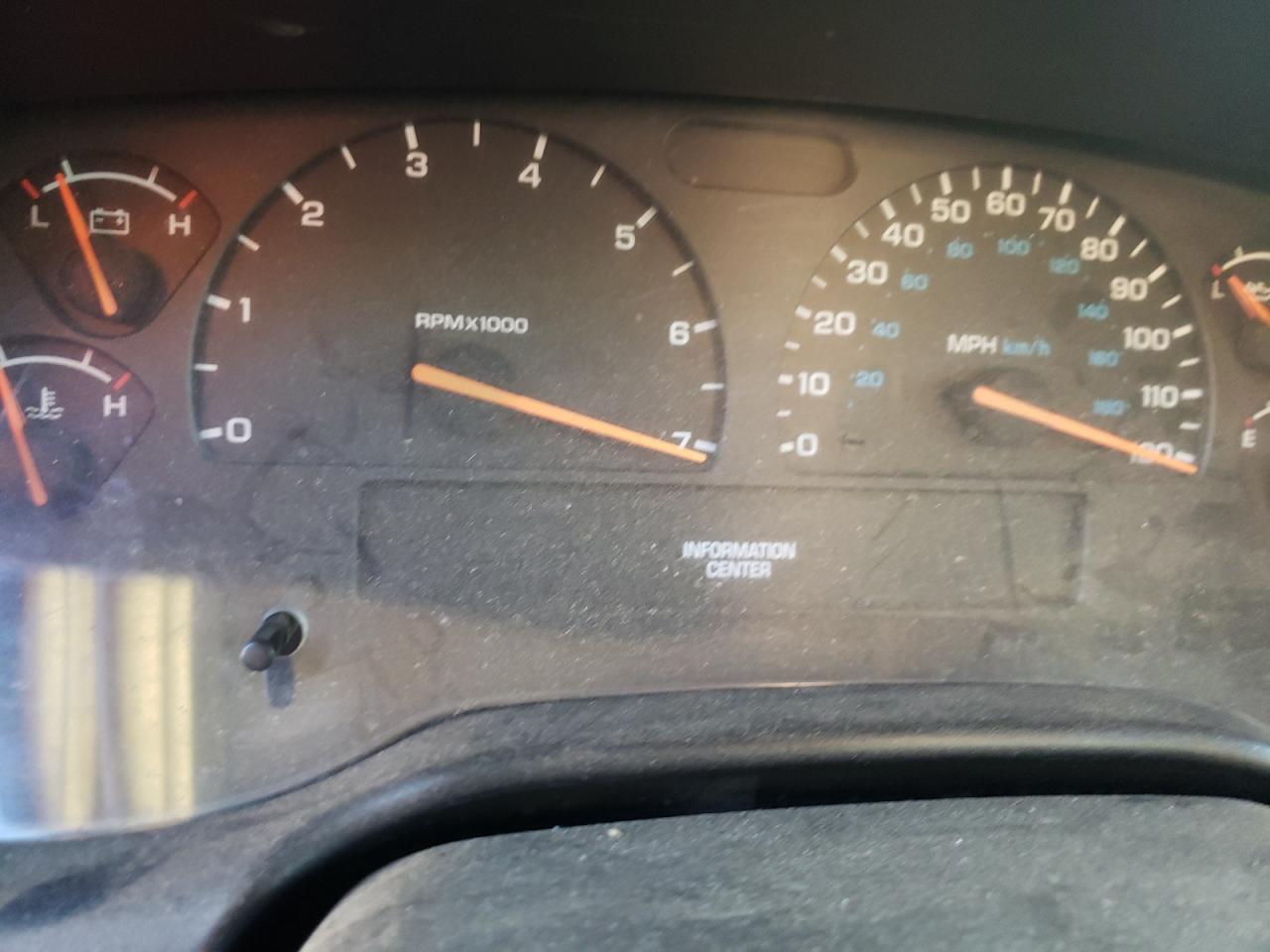 2002 Dodge Dakota Quad Sport VIN: 1B7HG38NX2S515384 Lot: 80640954