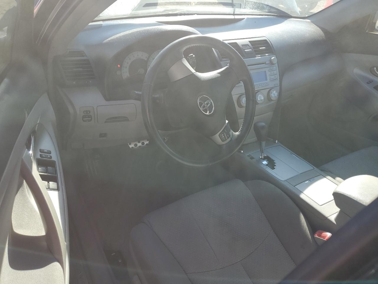 2011 Toyota Camry - Image 8
