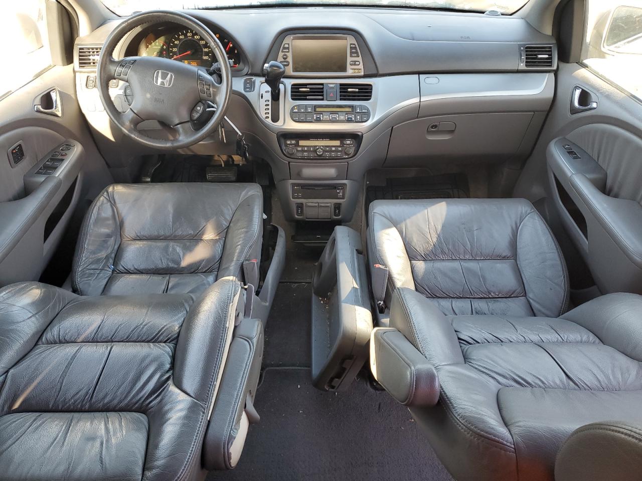 2009 Honda Odyssey - Image 8