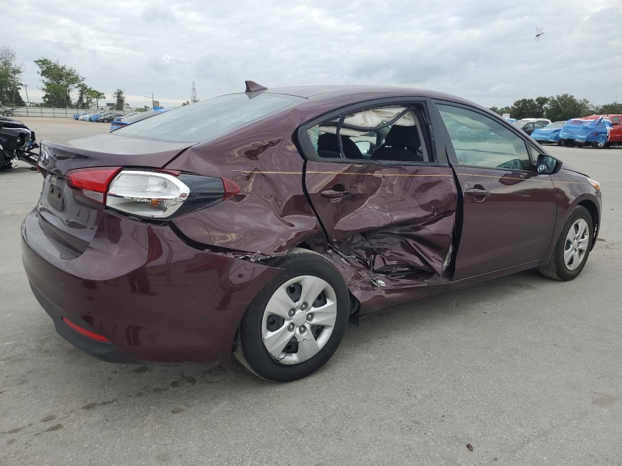 2018 Kia Forte - Image 3