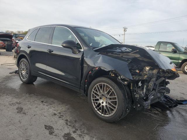  PORSCHE CAYENNE 2016 Чорний