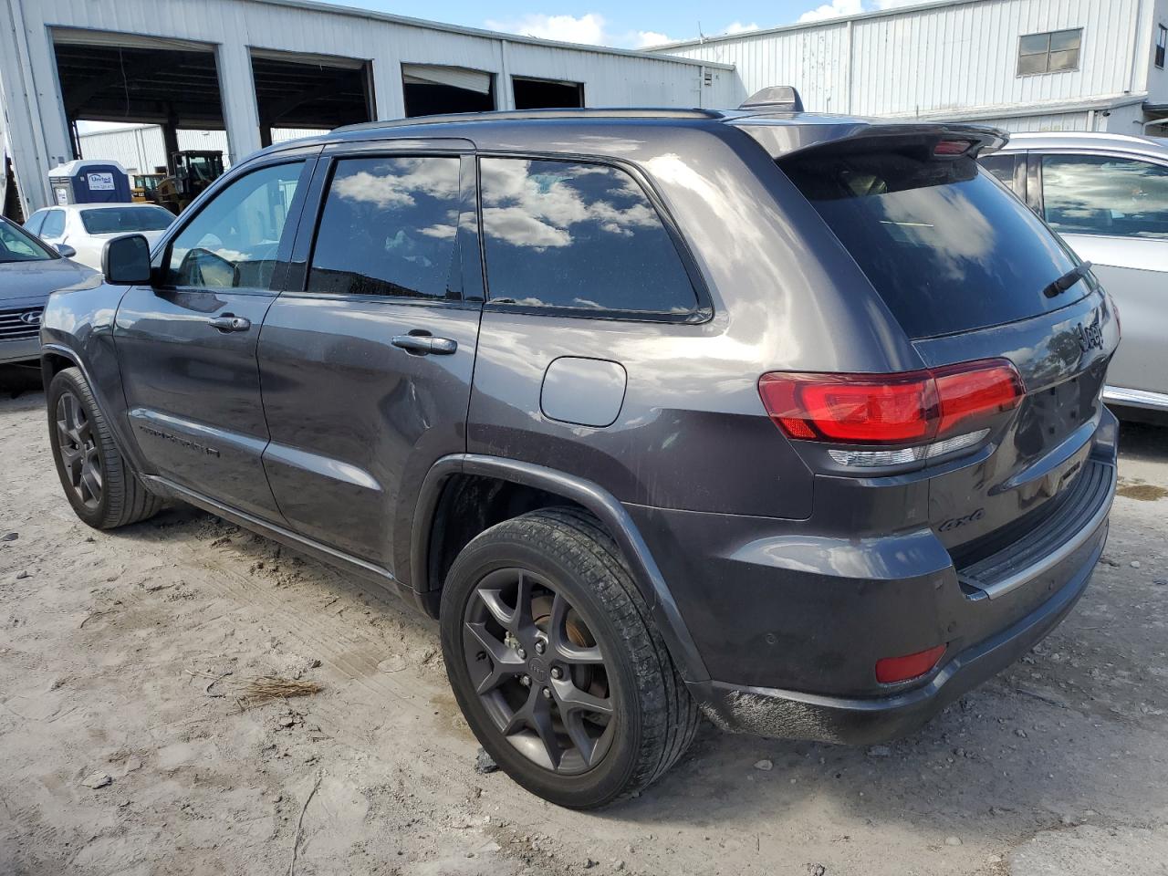 2021 Jeep Grand Cherokee - Image 2