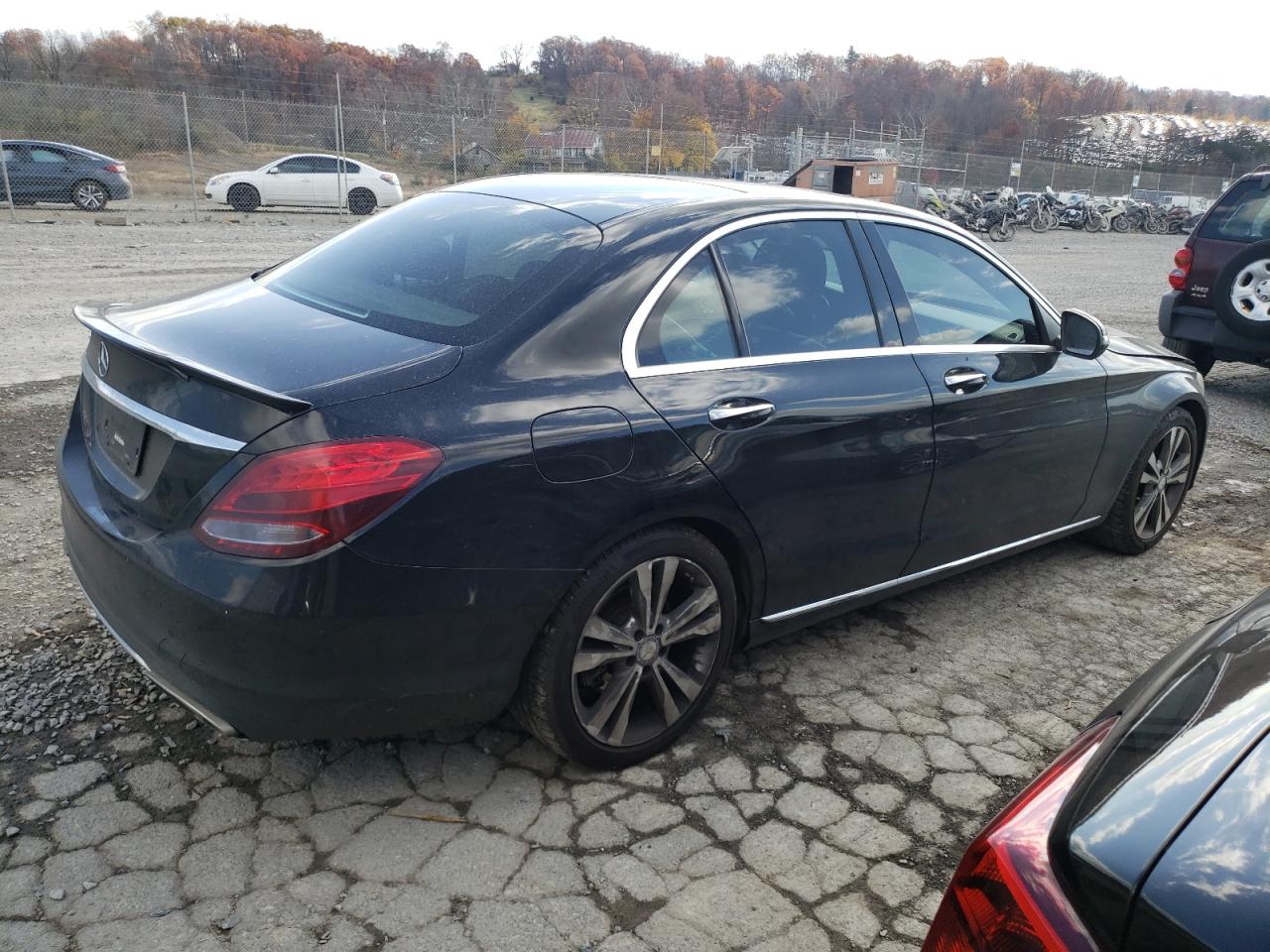 VIN WDDWF4JB7GR145922 2016 MERCEDES-BENZ C-CLASS no.3