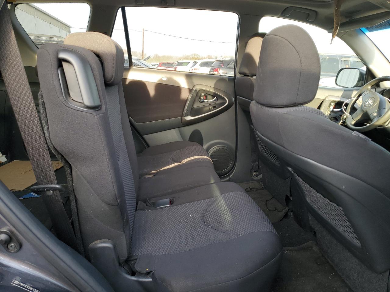 2011 Toyota RAV 4 - Image 11