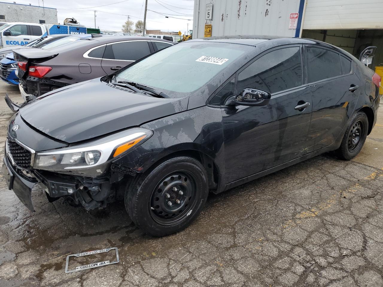 VIN 3KPFL4A78JE190465 2018 KIA FORTE no.1