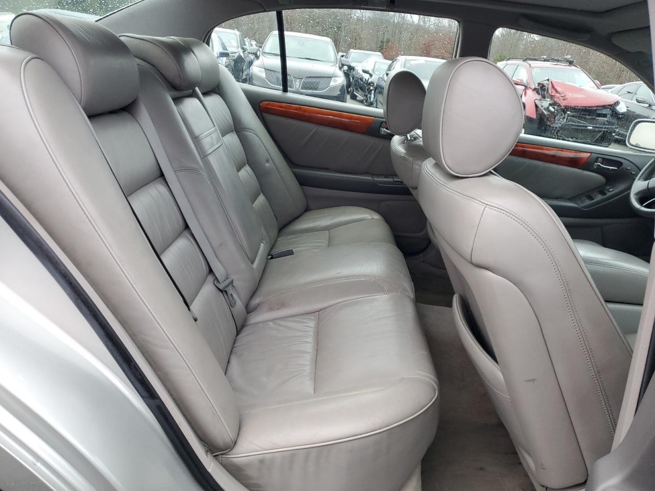 2001 Lexus GS 300 - Image 10