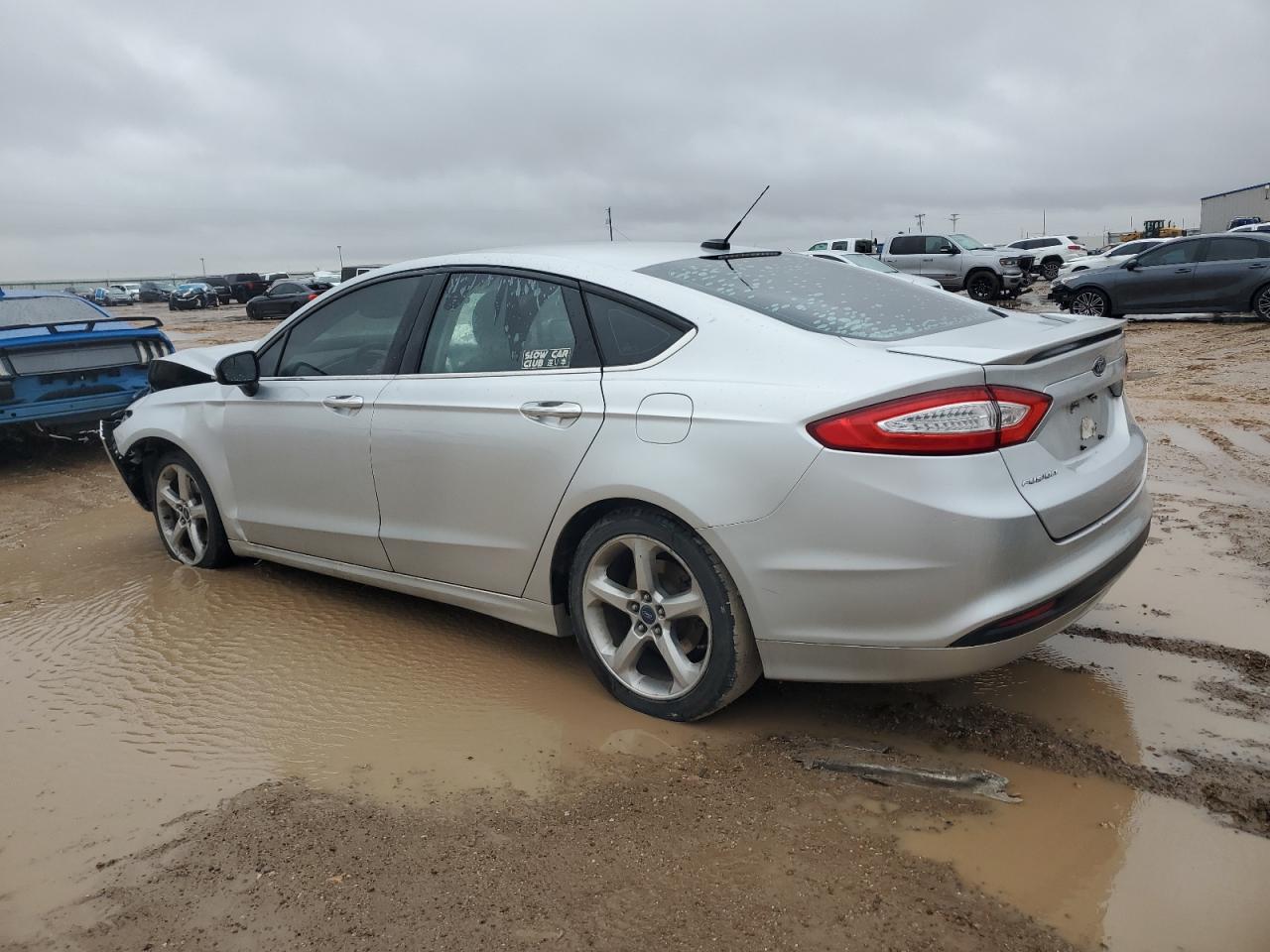 2016 Ford Fusion - Image 2