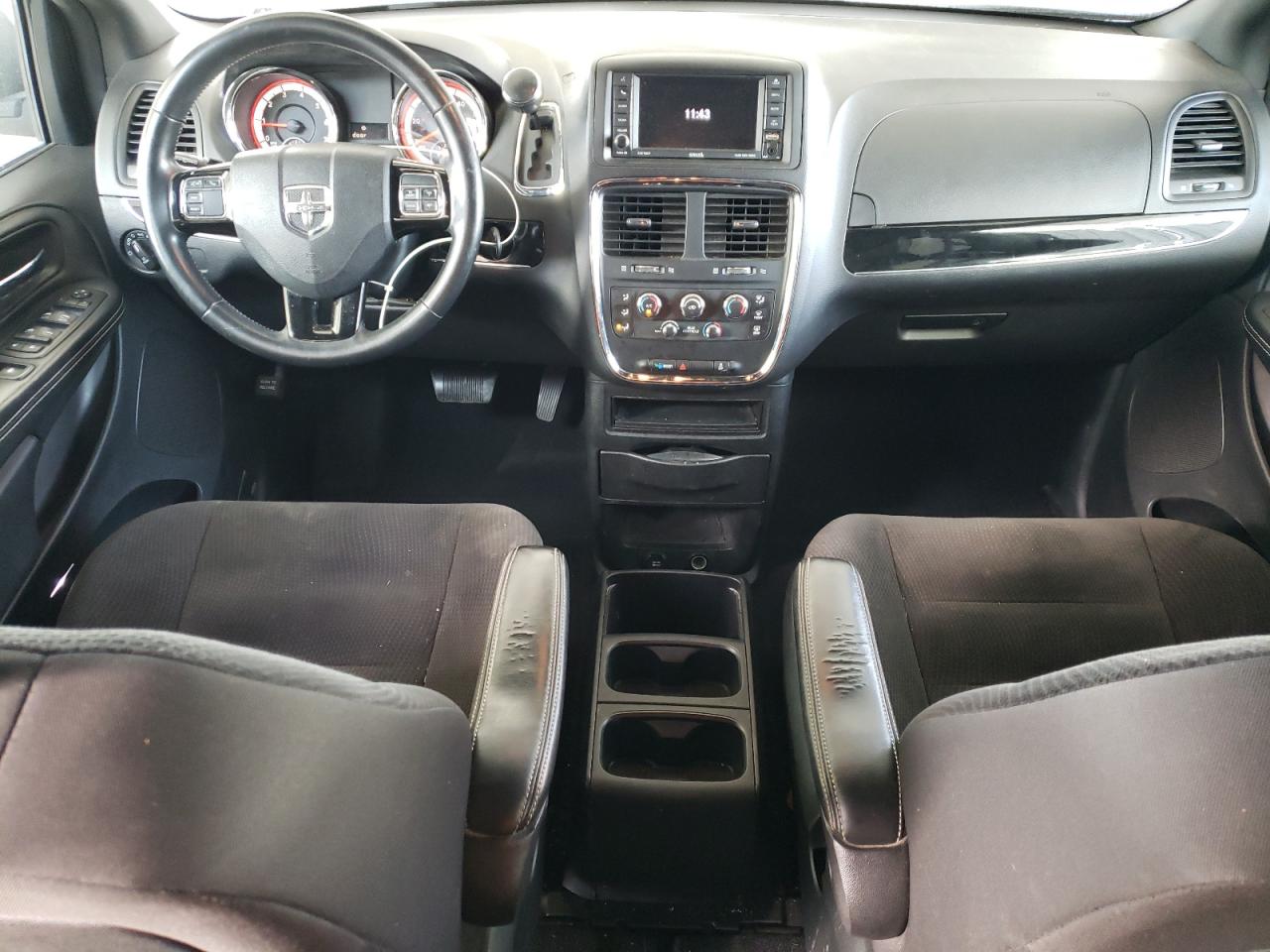 2018 Dodge Caravan - Image 8