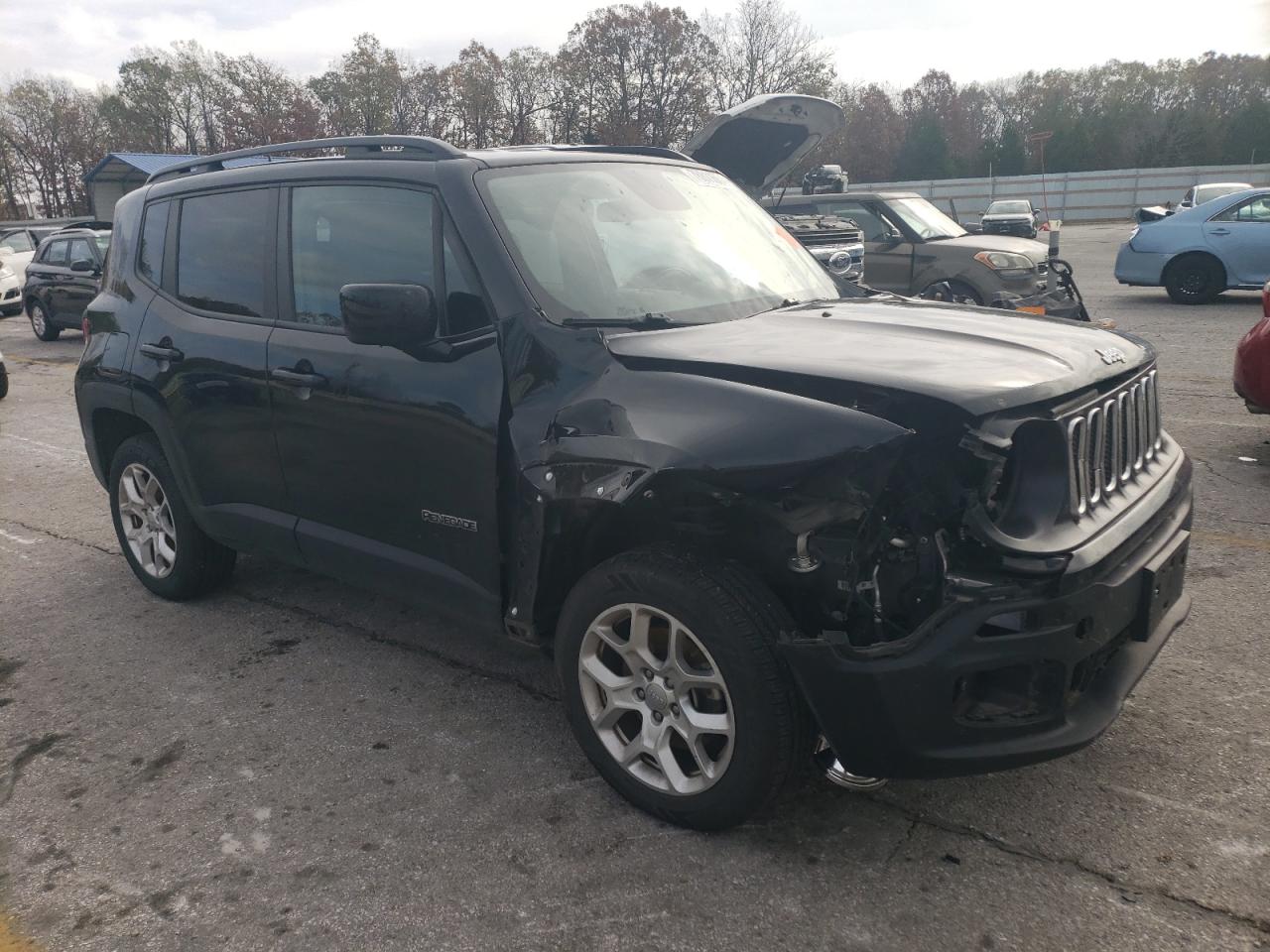 2018 Jeep Renegade - Image 4