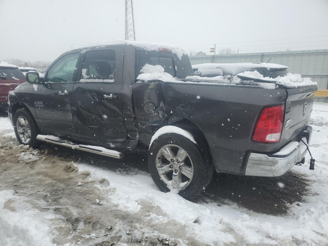 2015 RAM 1500 - Image 2