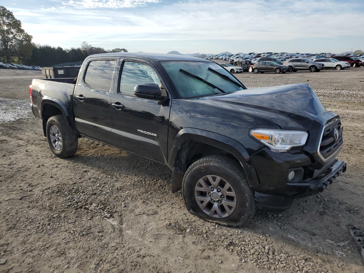 VIN 3TMCZ5AN5HM052291 2017 TOYOTA TACOMA no.4