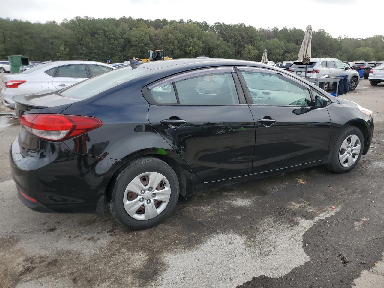 VIN 3KPFK4A77JE225306 2018 KIA FORTE no.3