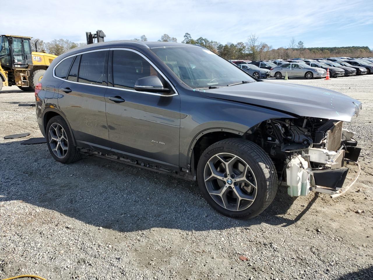 VIN WBXHT3C38G5E49849 2016 BMW X1 no.4