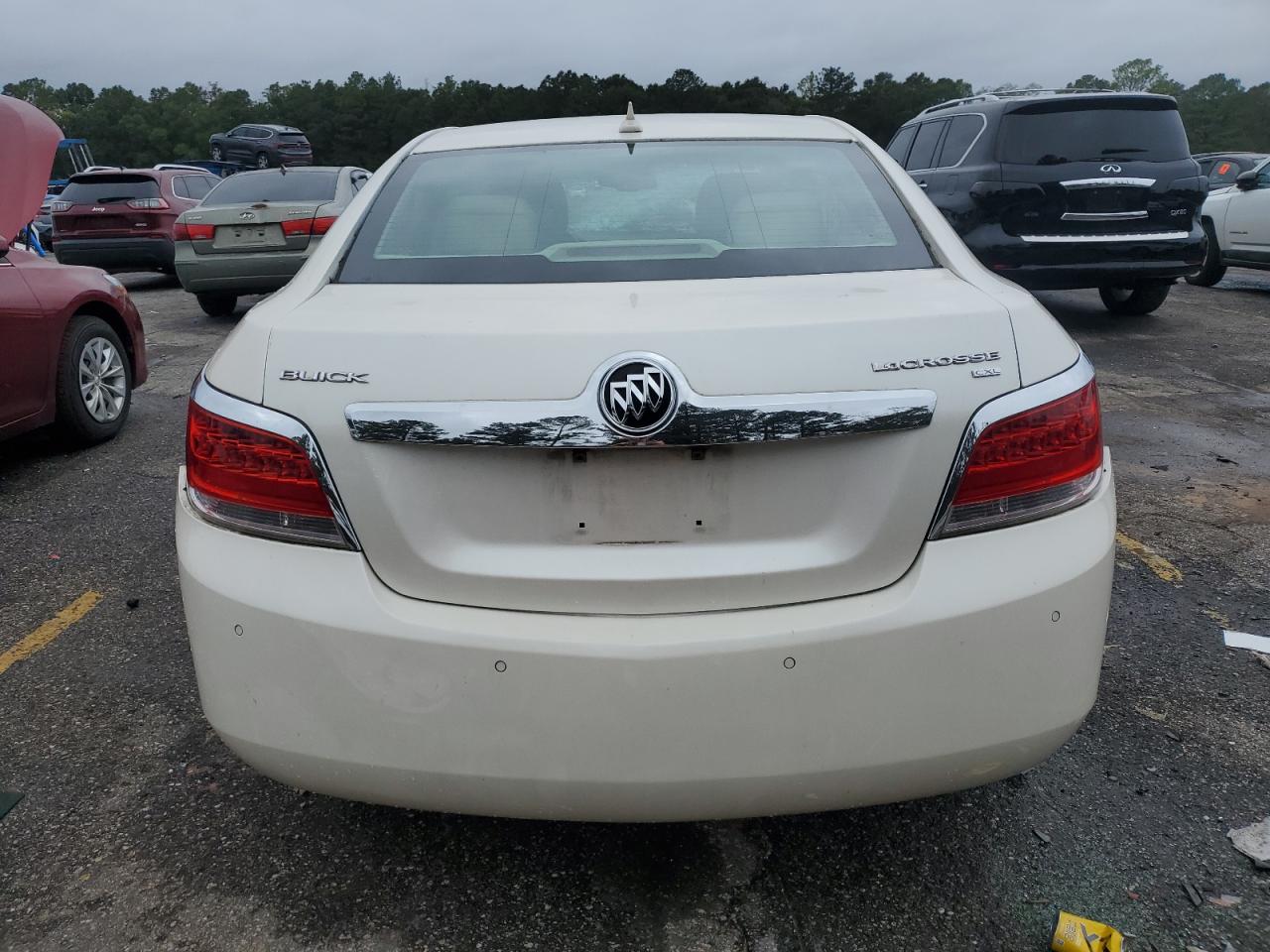 2011 Buick LaCrosse - Image 6