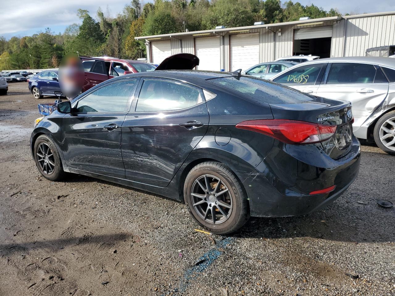 VIN 5NPDH4AE8FH620652 2015 HYUNDAI ELANTRA no.2