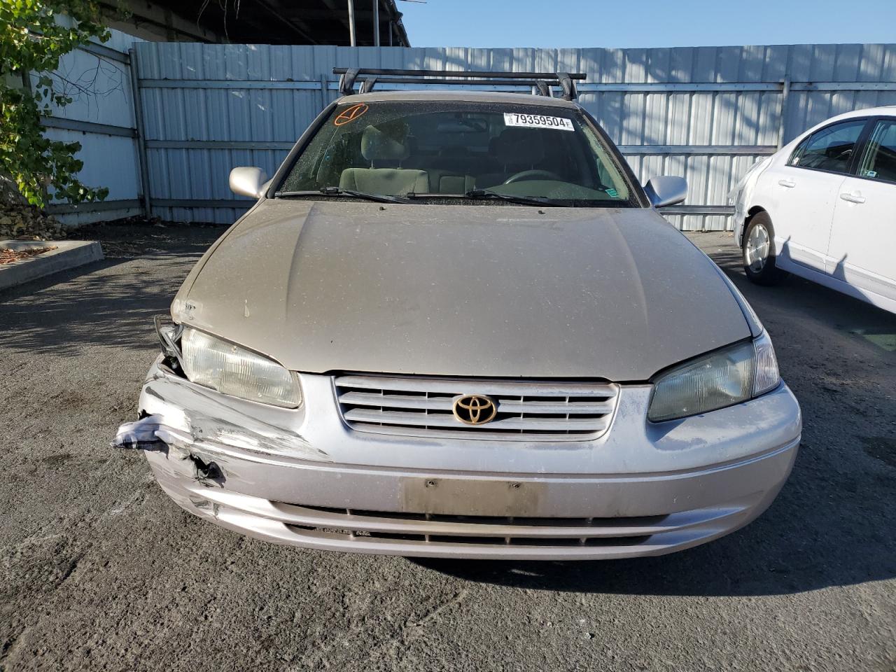 1998 Toyota Camry - Image 5