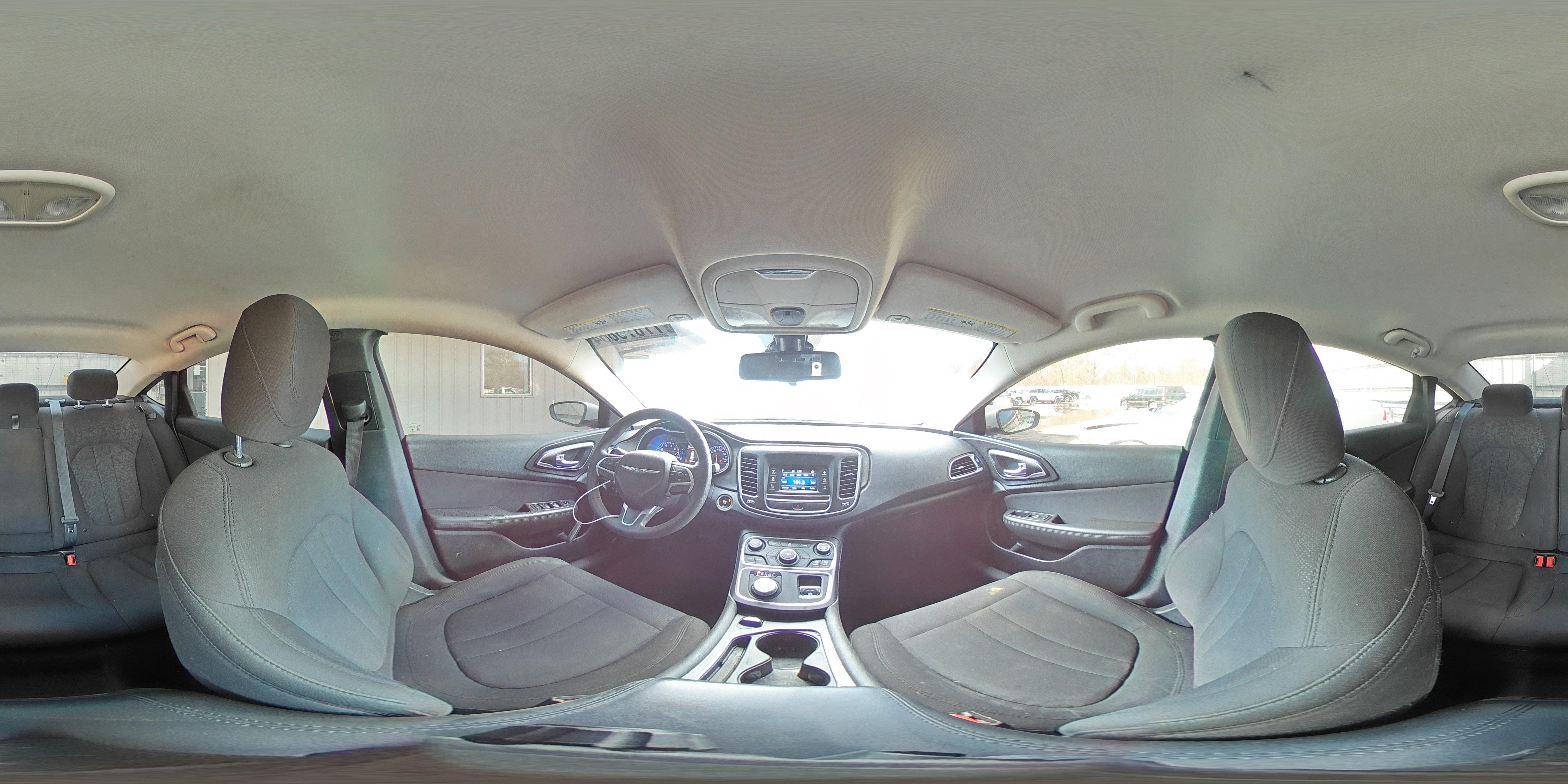 2016 Chrysler 200 - Image 14