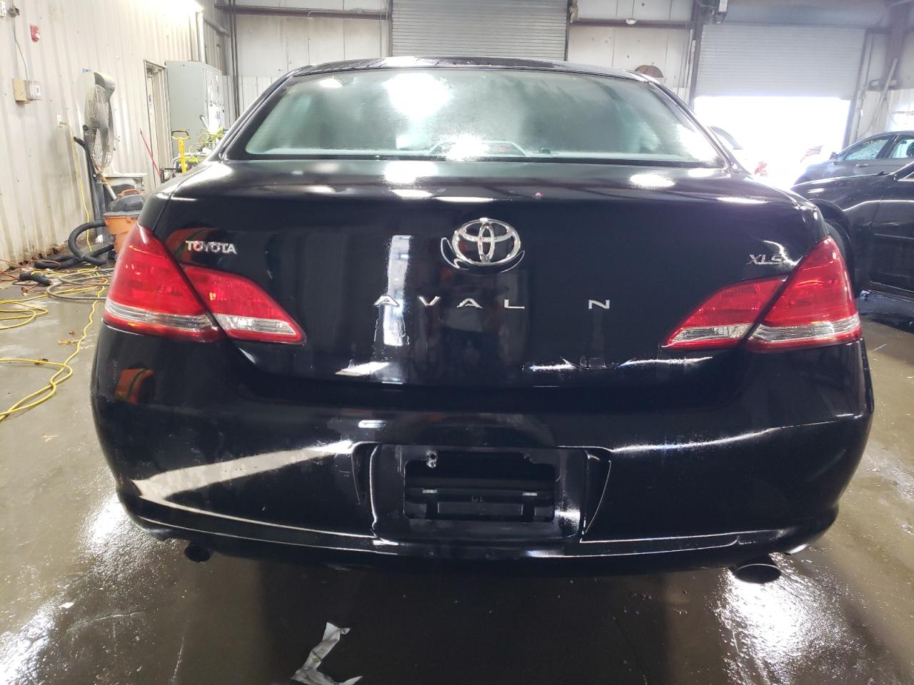 2007 Toyota Avalon Xl VIN: 4T1BK36B57U218687 Lot: 76525324