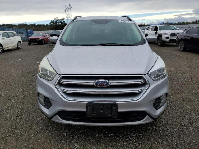  FORD ESCAPE 2017 Srebrny