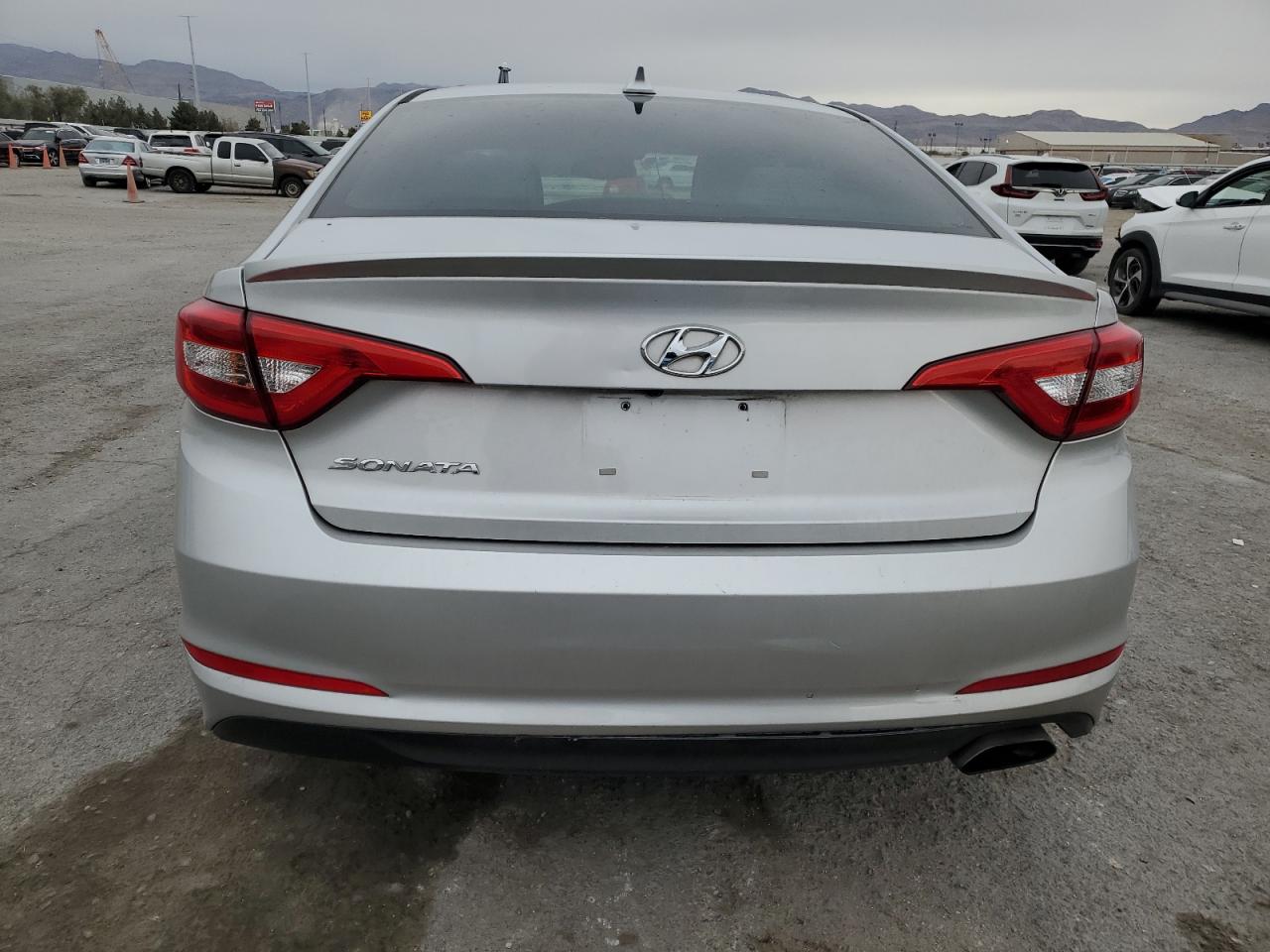 2017 Hyundai Sonata - Image 6
