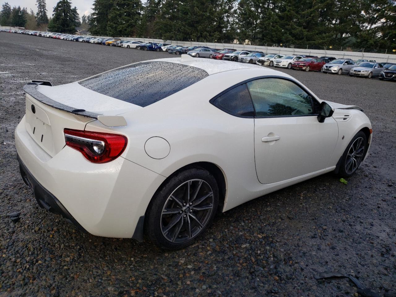 VIN JF1ZNAE17K8703671 2019 TOYOTA 86 no.3