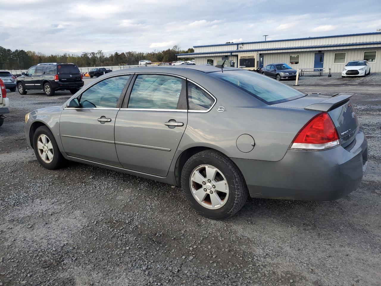 2007 Chevrolet Impala - Image 2