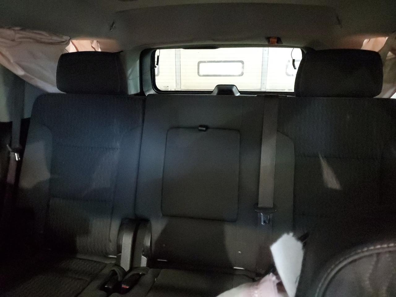2015 GMC Yukon - Image 10