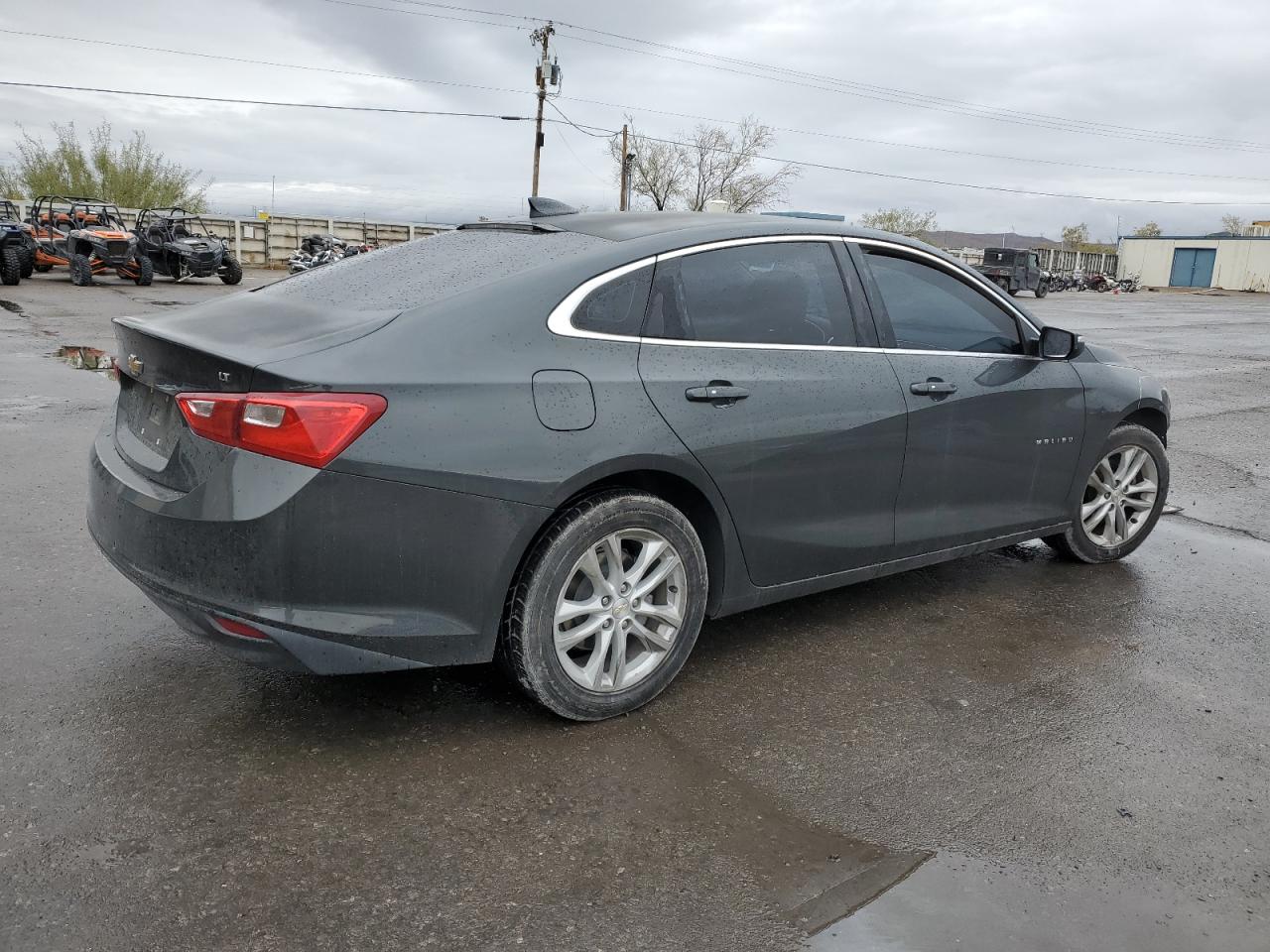 2018 Chevrolet Malibu - Image 3