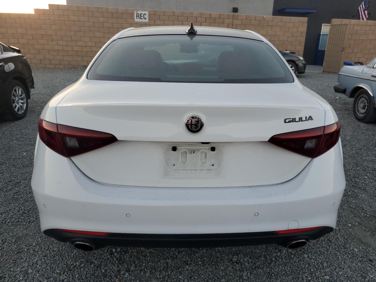 2021 Alfa Romeo Giulia - Image 6