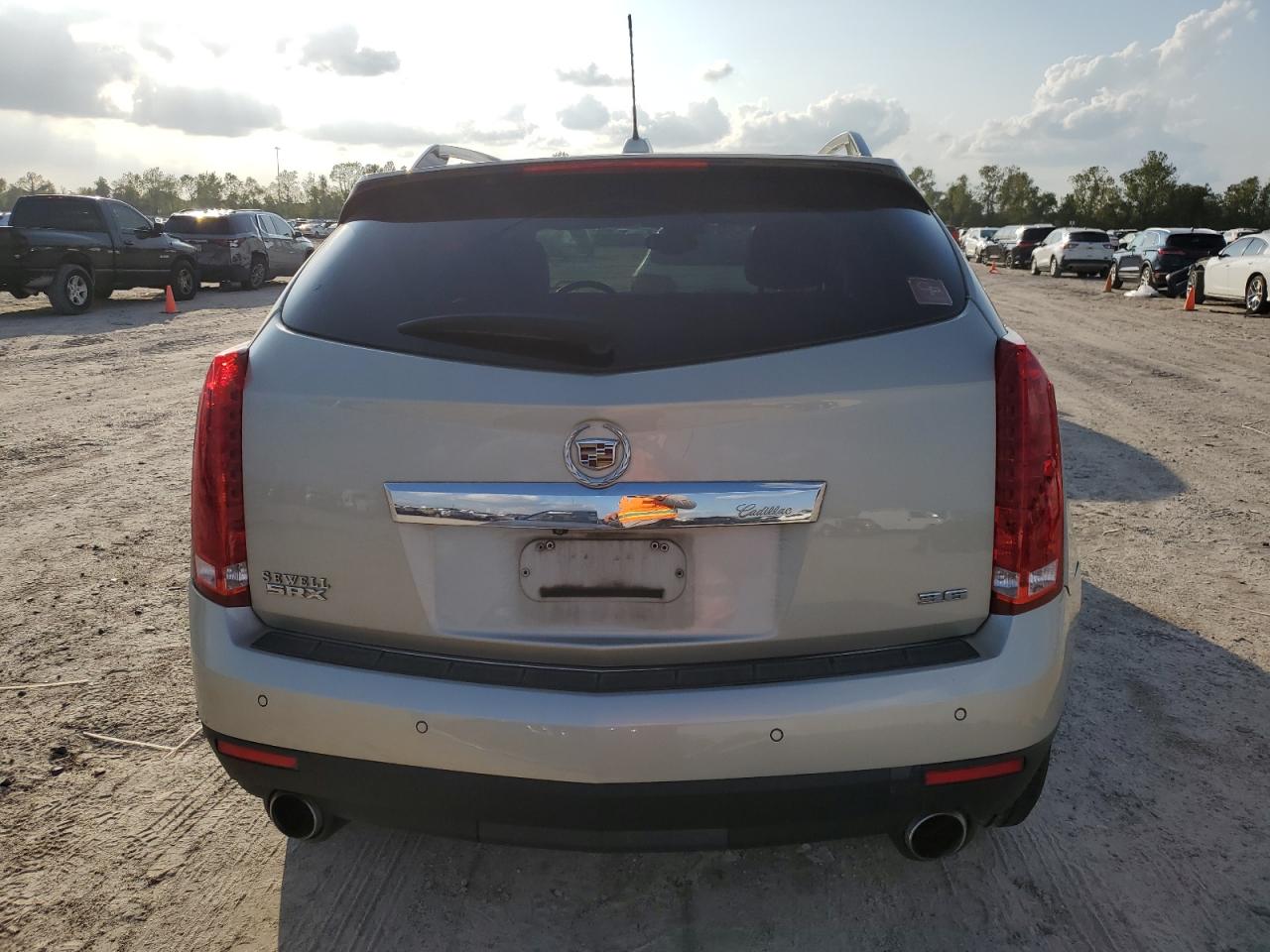 2016 Cadillac Srx Luxury Collection VIN: 3GYFNBE3XGS507351 Lot: 77611104