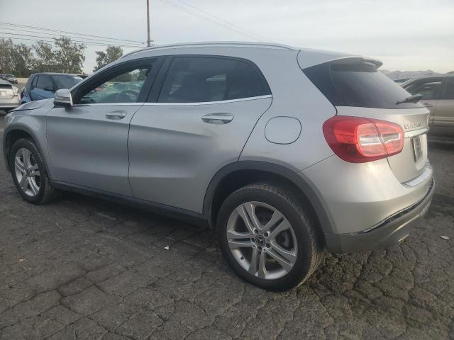  MERCEDES-BENZ GLA-CLASS 2018 Silver